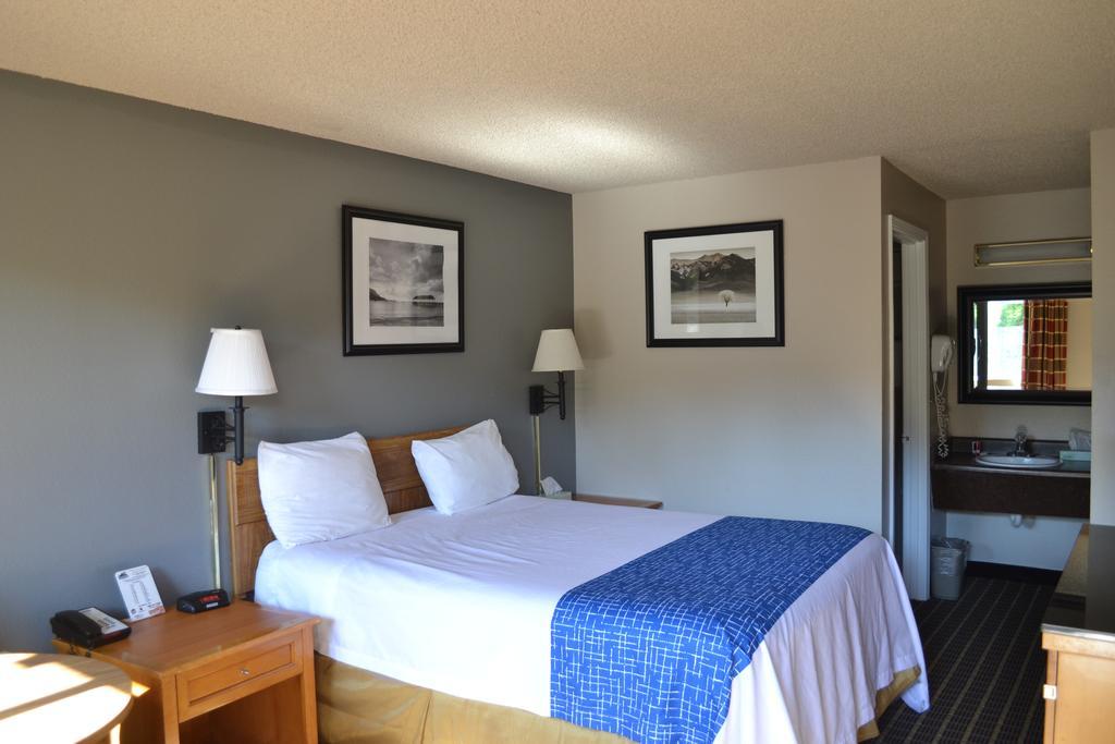 توكويلا Travelodge By Wyndham Sea-Tac Airport North المظهر الخارجي الصورة